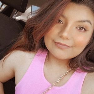 Meet your Posher, Deisy